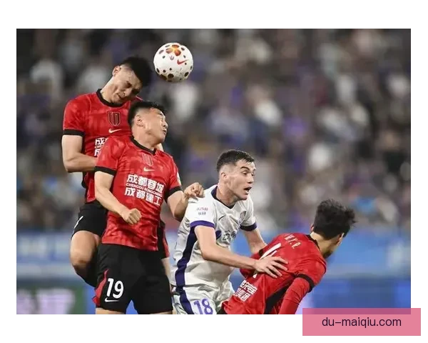 成都蓉城客场逆转天津津门虎九连胜刷新队史纪录